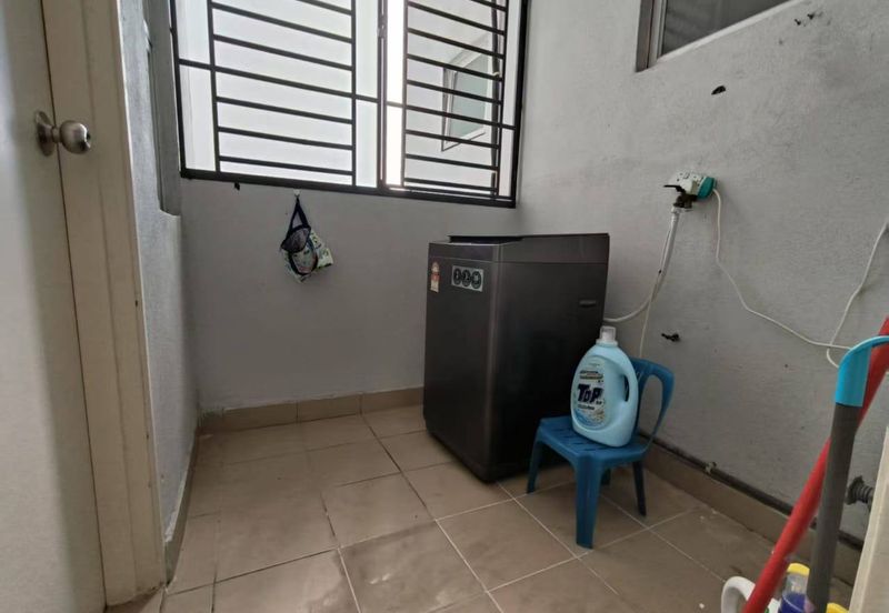 Dedaun Hijau (Greenfield Regency)