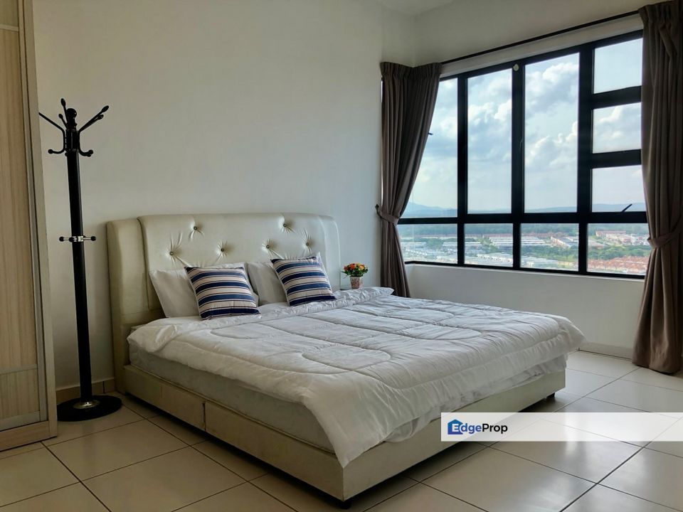 Freehold 3 room service apartment at sky view bukit indah iskandar puteri, Johor, Bukit Indah