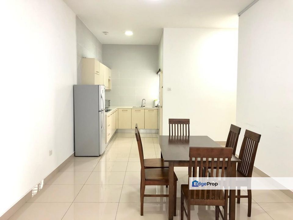 Freehold full loan 3 room service apartment at horizon residence bukit indah iskandar puteri, Johor, Bukit Indah