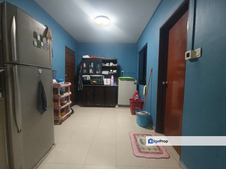 Double storey landed guarded and renovated unit in rini hill1 mutiara rini skudai, Johor, Skudai