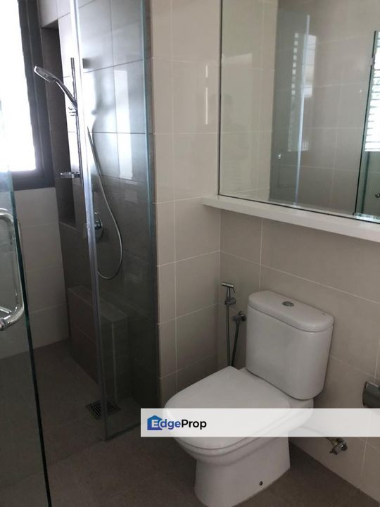 Seaview 3 room iskandar residence medini service apartment for sales in medini iskandar, Johor, Nusajaya