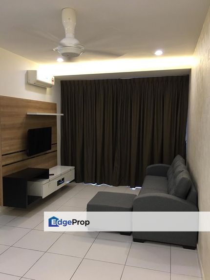 Freehold 2 room mid floor service apartment at sky view bukit indah iskandar puteri, Johor, Bukit Indah