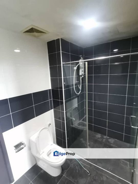 Freehold full loan d'inspire service apartment at nusa bestari iskandar puteri, Johor, Skudai