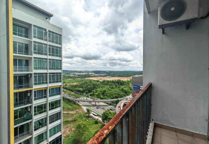 Dedaun Hijau (Greenfield Regency)