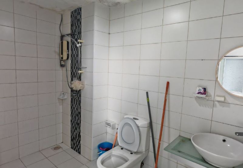 Dedaun Hijau (Greenfield Regency)