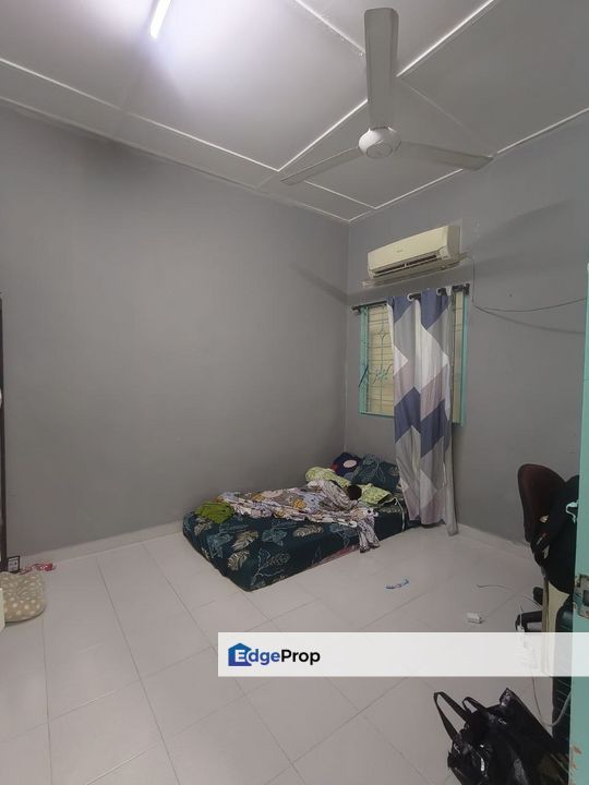 Freehold single storey landed house at jalan pendekar tun aminah skudai , Johor, Skudai