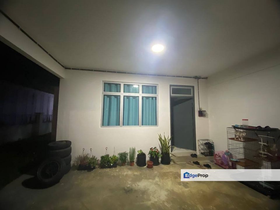 Freehold full loan 2.5 storey landed house renovated at pulai mutiara kangkar pulai skudai, Johor, Kangkar Pulai