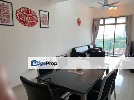 Freehold full loan 3 room service apartment fully furniture at d'inspire nusa bestari skudai, Johor, Skudai