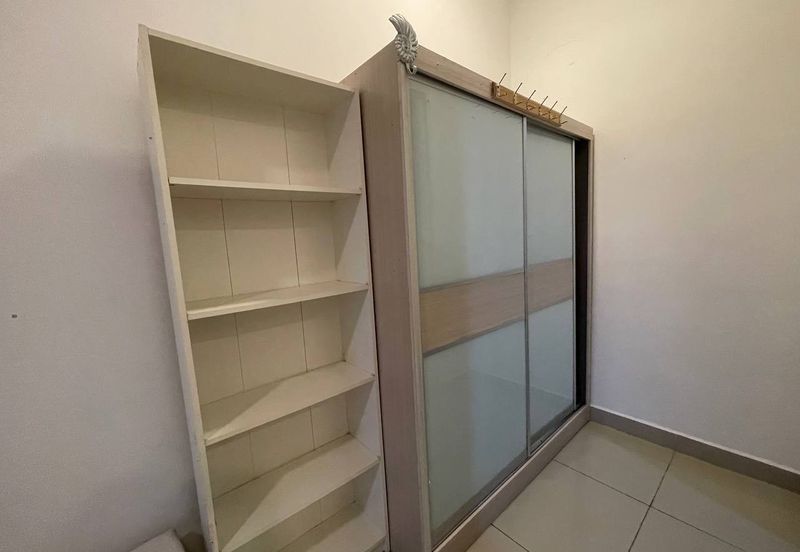 Dedaun Hijau (Greenfield Regency)