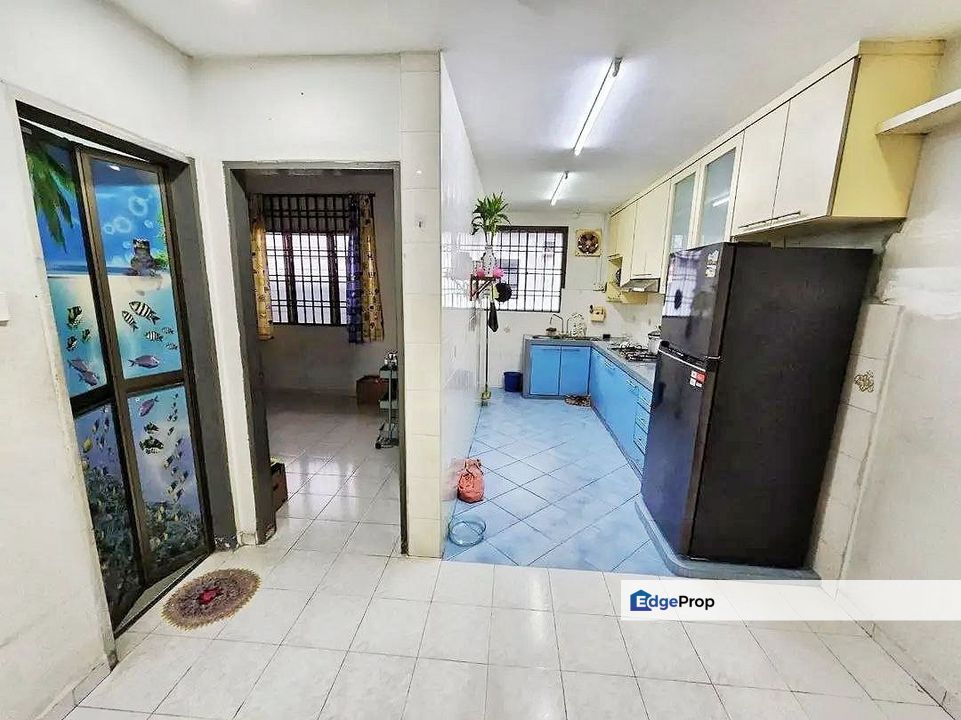 Freehold single storey landed renovated at taman nusa jayamas skudai, Johor, Skudai