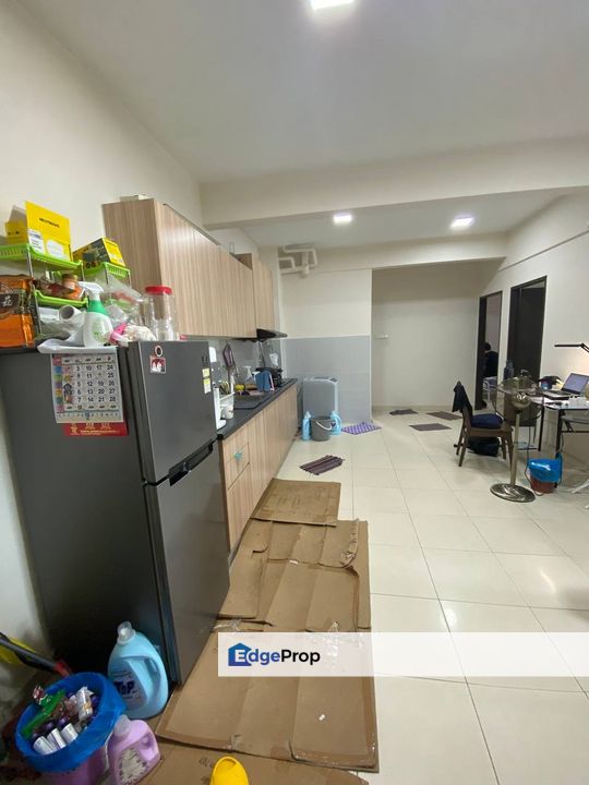 Full loan 3 room the garden residence service apartment at mutiara mas skudai, Johor, Skudai