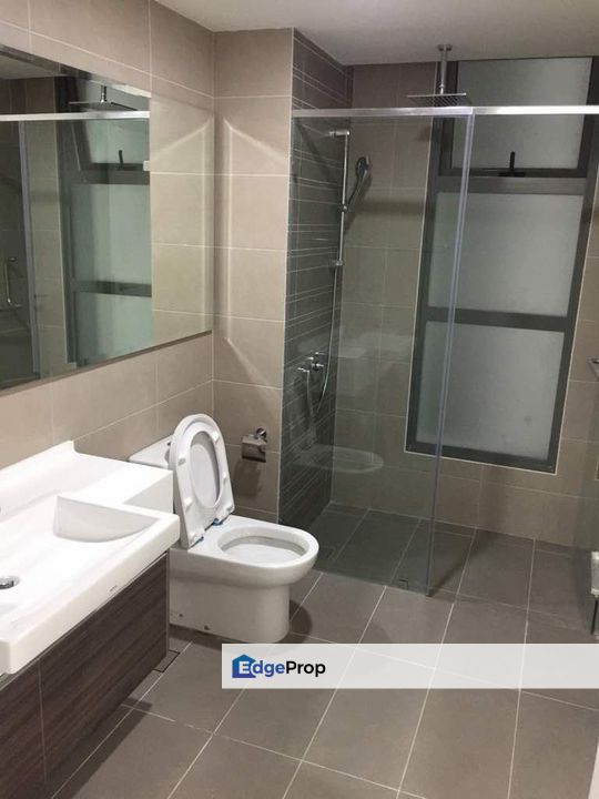 Freehold 2 room teega residence service apartment at puteri harbour with seaview and partial furniture, Johor, Kota Iskandar