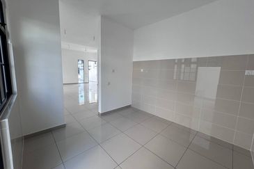 Tate Dalton @ Eco Botanic 2