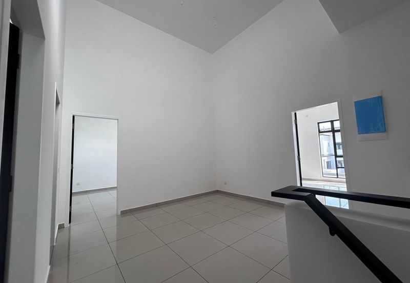 Tate Dalton @ Eco Botanic 2