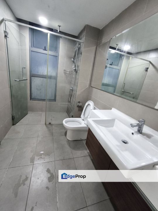 Freehold 1 room service apartment at teega suites fully furniture with balcony at puteri harbour, Johor, 