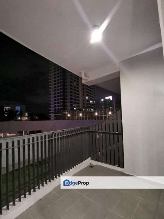 Freehold 1 room service apartment at encorp marina puteri harbour, Johor, Kota Iskandar