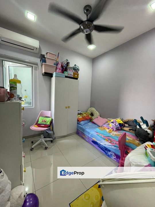 Freehold full loan 3 room service apartment high floor at greenfield regency tampoi skudai, Johor, Tampoi