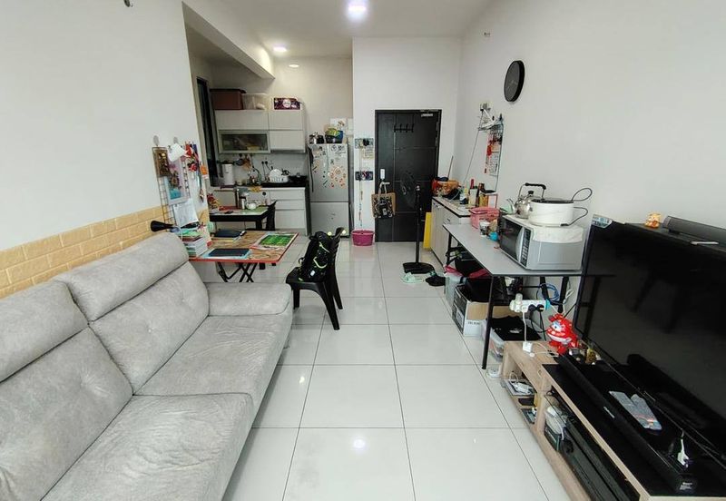 D'Summit Residences @ Kempas Utama