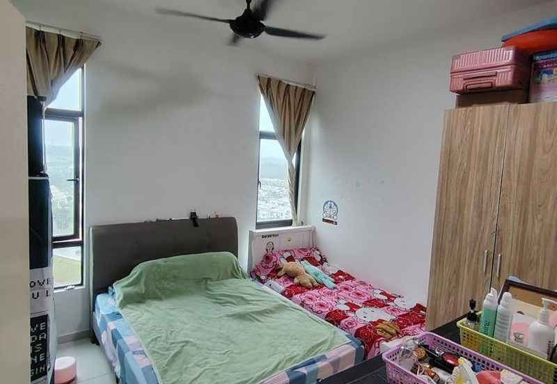 D'Summit Residences @ Kempas Utama