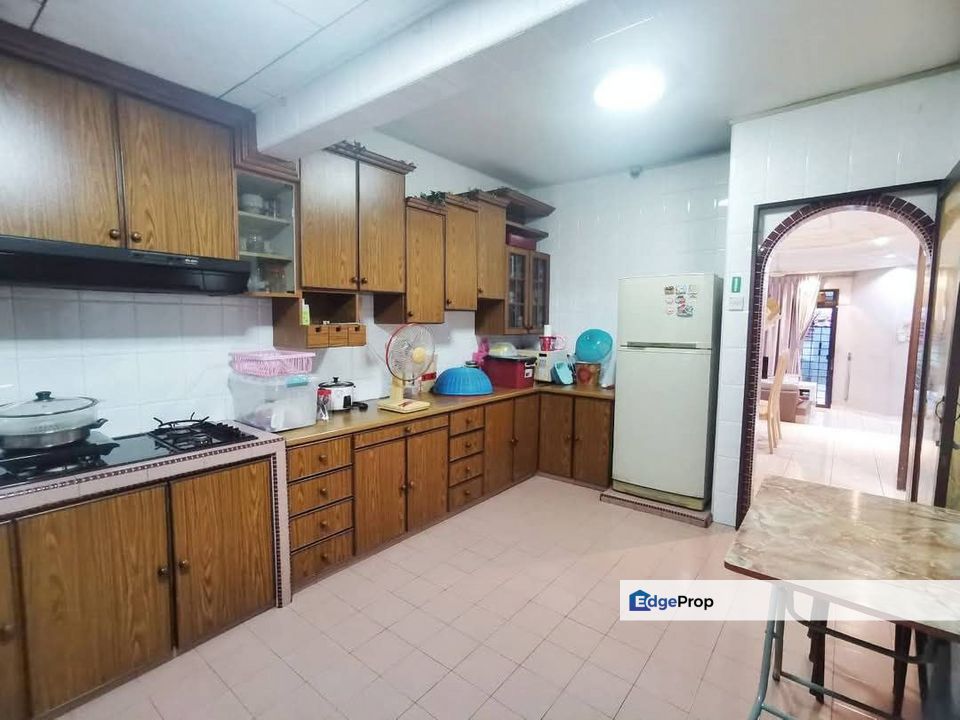 Freehold double storey landed renovated at taman bukit mewah skudai johor bahru, Johor, Tampoi