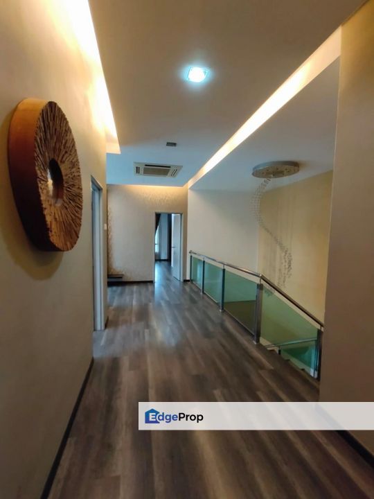 Freehold double storey cluster house renovated and guarded at bestari height nusa bestari iskandar puteri, Johor, Johor Bahru