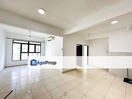 Full loan 3 room service apartment at the garden residence mutiara mas skudai, Johor, Skudai