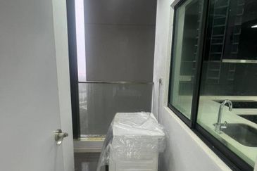 The Elysia Park Residence