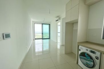 The M @ Medini Macrolink