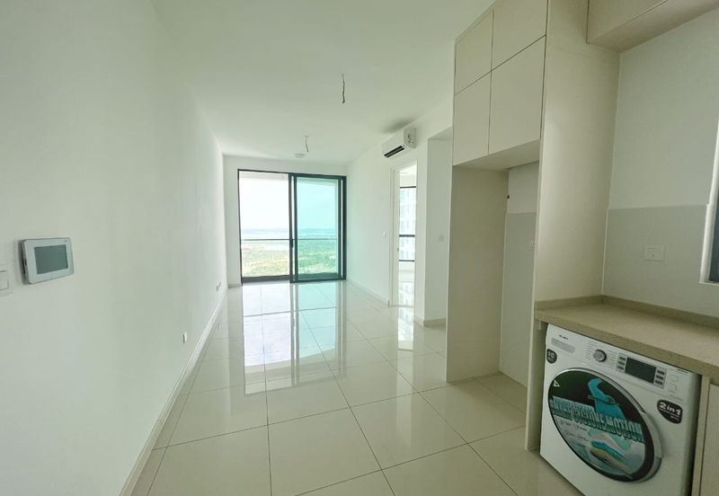 The M @ Medini Macrolink