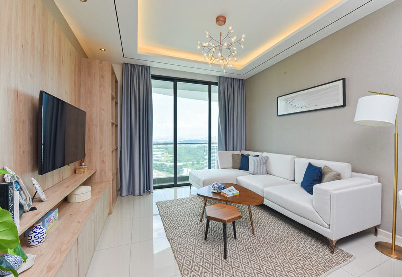 The M @ Medini Macrolink