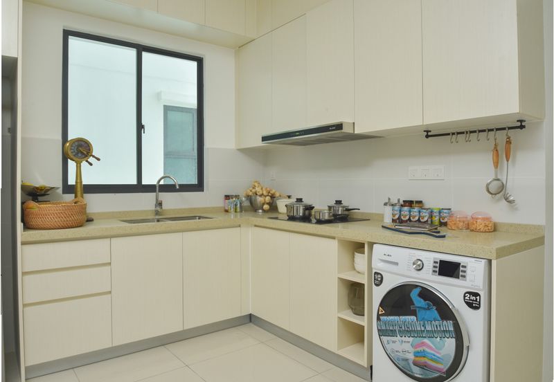 The M @ Medini Macrolink