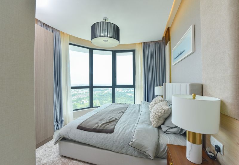 The M @ Medini Macrolink