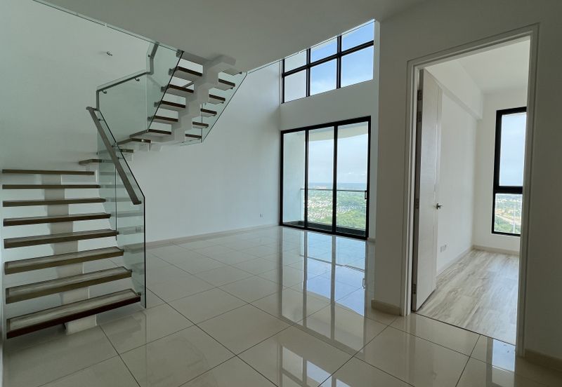 The M @ Medini Macrolink