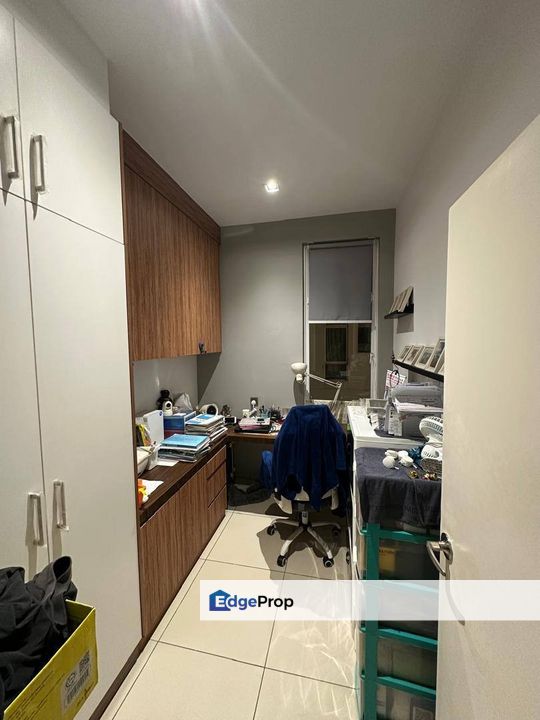 Fully renovated 3 room service apartment at m condo larkin johor bahru, Johor, Johor Bahru