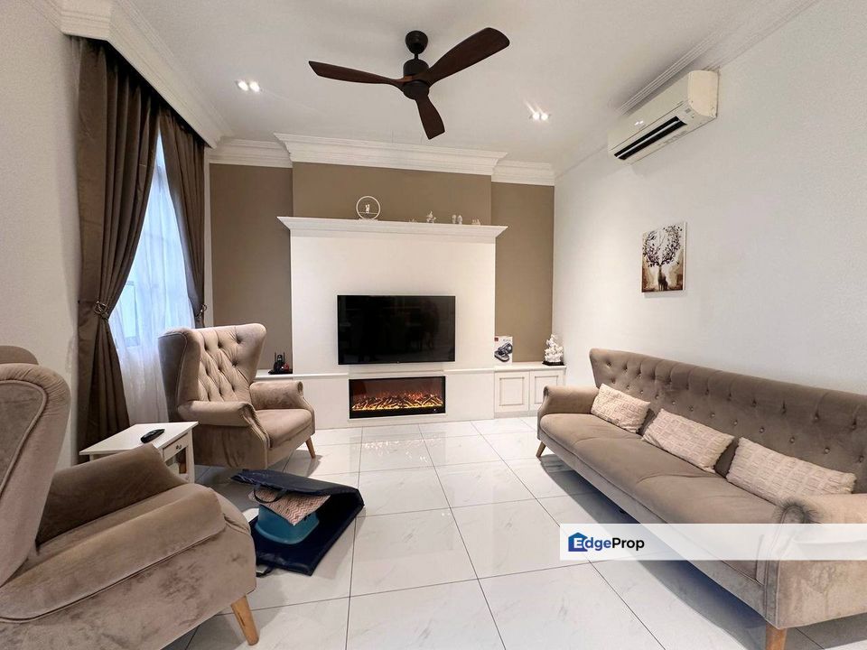 Freehold 2.5 storey superlink fully renovated  the chateau eco botanic guarded at iskandar puteri, Johor, Nusajaya