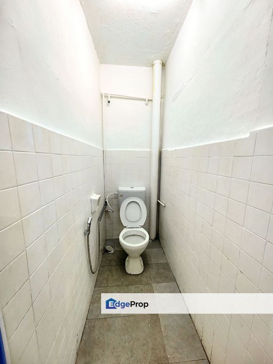 Freehold single storey landed house renovated at taman sri skudai johor bahru, Johor, Skudai