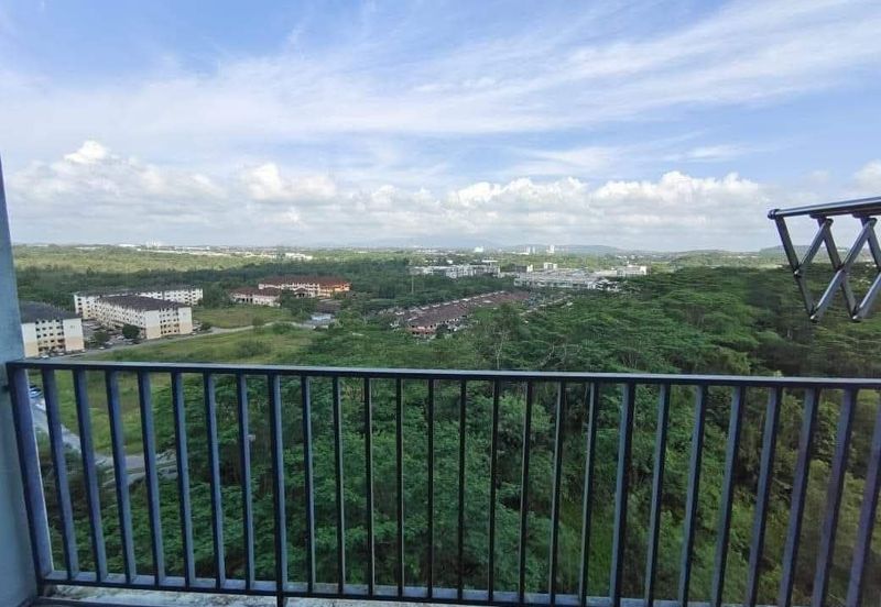 Dedaun Hijau (Greenfield Regency)