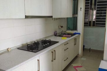 Dedaun Hijau (Greenfield Regency)