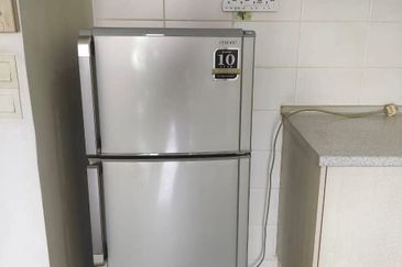 Dedaun Hijau (Greenfield Regency)