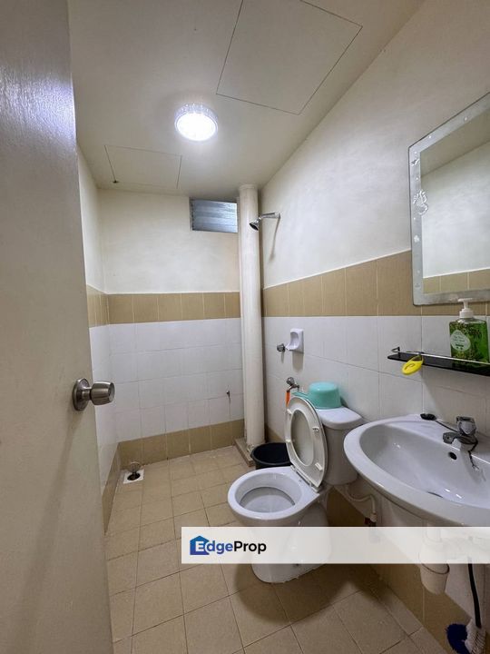 Fully furniture 3 room service apartment renovated at kipark tampoi skudai johor, Johor, Tampoi