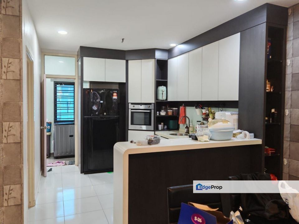 Freehold double storey landed renovated and guarded at setia eco garden gelang patah, Johor, Gelang Patah