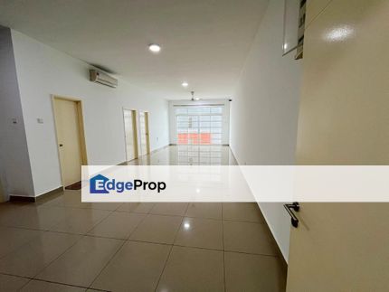 Freehold full loan 2 room service apartment at nusa height gelang patah, Johor, Gelang Patah