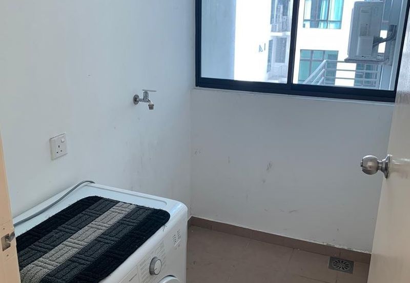 D'Summit Residences @ Kempas Utama