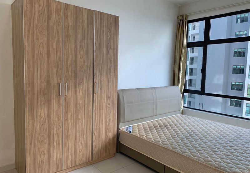 D'Summit Residences @ Kempas Utama