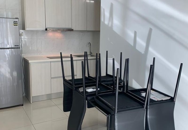 D'Summit Residences @ Kempas Utama