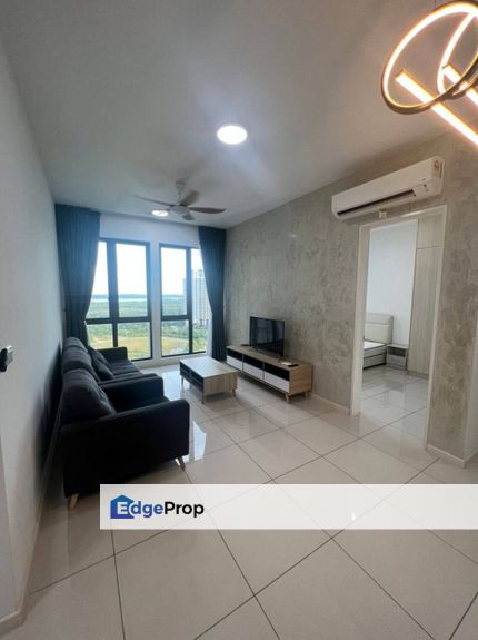 Fully furniture 3 room service apartment at elysia park residence medini, Johor, Nusajaya