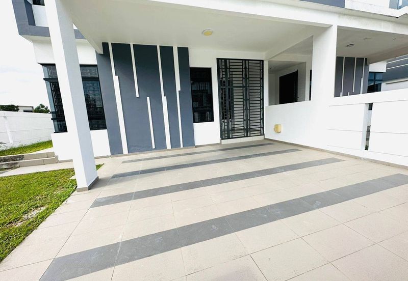 Garden Villa @ Bukit Indah 2