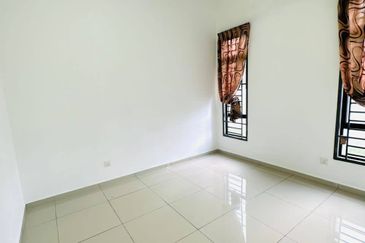 Garden Villa @ Bukit Indah 2