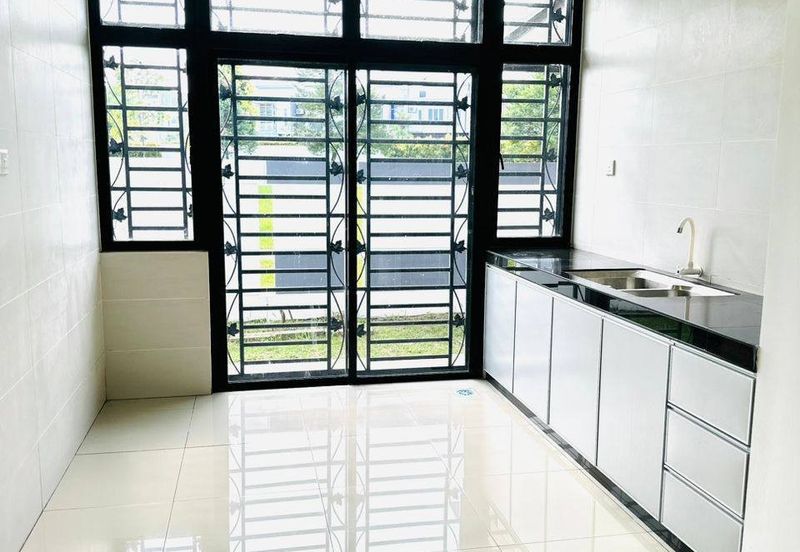 Garden Villa @ Bukit Indah 2