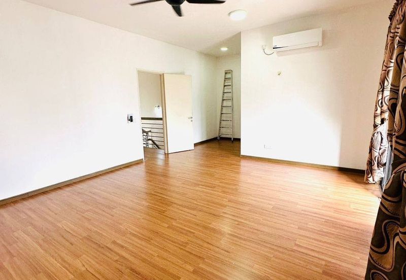 Garden Villa @ Bukit Indah 2